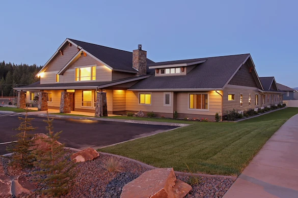 Image of The Lodge at Riverside Harbor I (1)