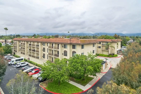Image of Vista Corona Senior Living (1)