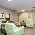 Assisted living and memory care at Bridgewater Memory Care in Granbury, TX, common sitting area