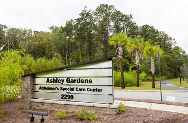 ashley-gardens-senior-living-image-2