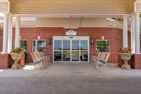 Image of Lyndale Abilene (2)