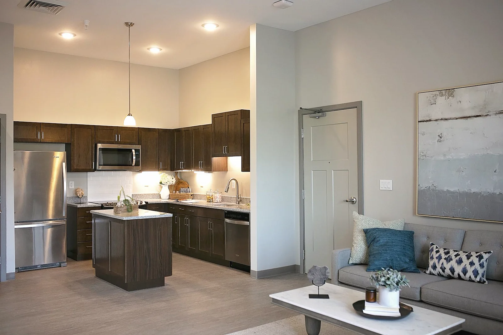 Astral at Auburn, senior living community offering independent living, assisted living, and memory care in Auburn, IN, apartment kitchen with stainless steel appliances