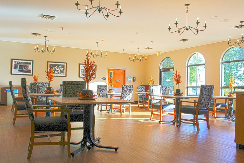 Image of Wood Village Health & Rehabilitation Center (5)