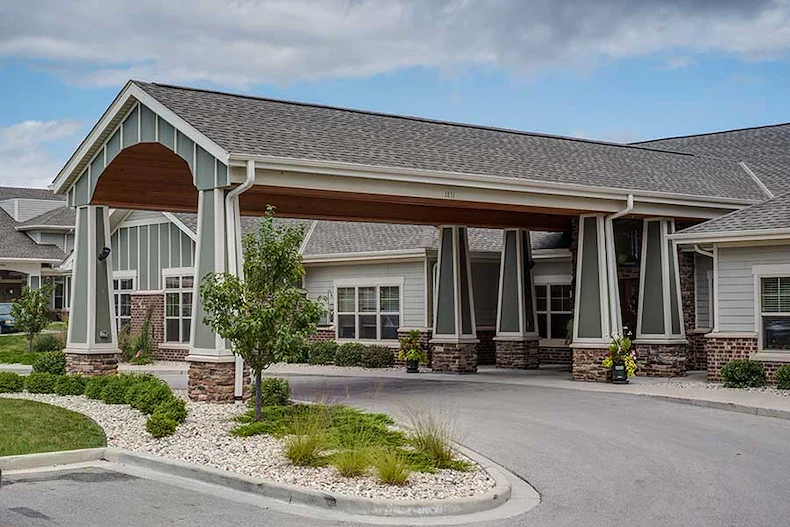 Image of Heritage Court Waukesha (1)