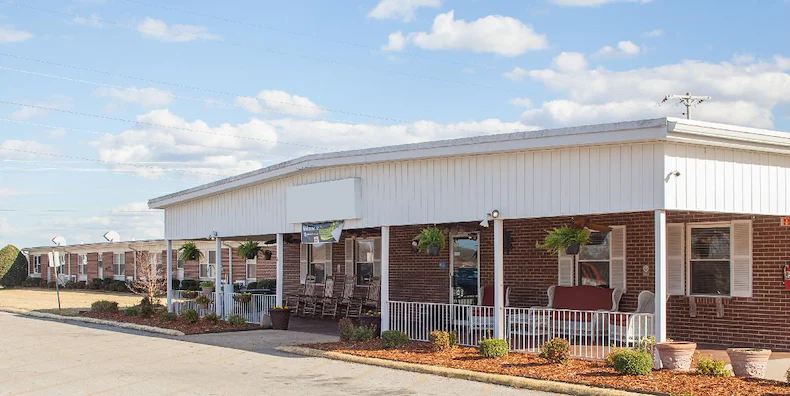 Image of Cottage Of The Shoals (1)