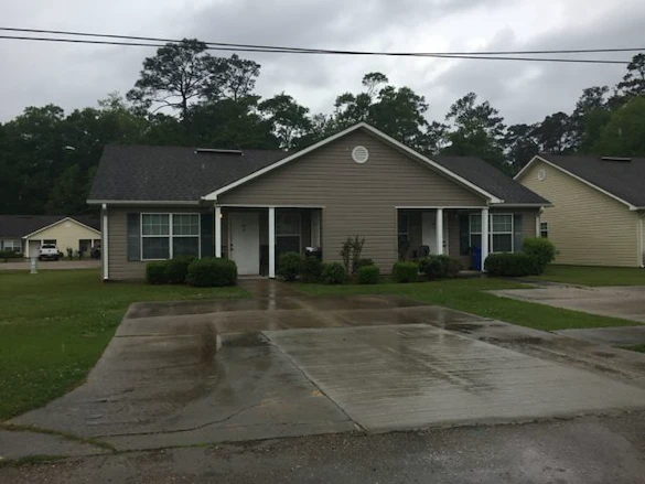 Image of Woodland Commons (2)