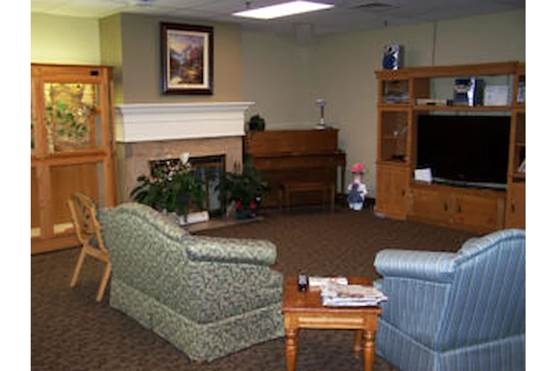 Image of Spurgeon Manor (7)