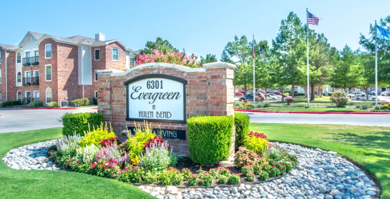 Image of Evergreen at Hulen Bend (1)