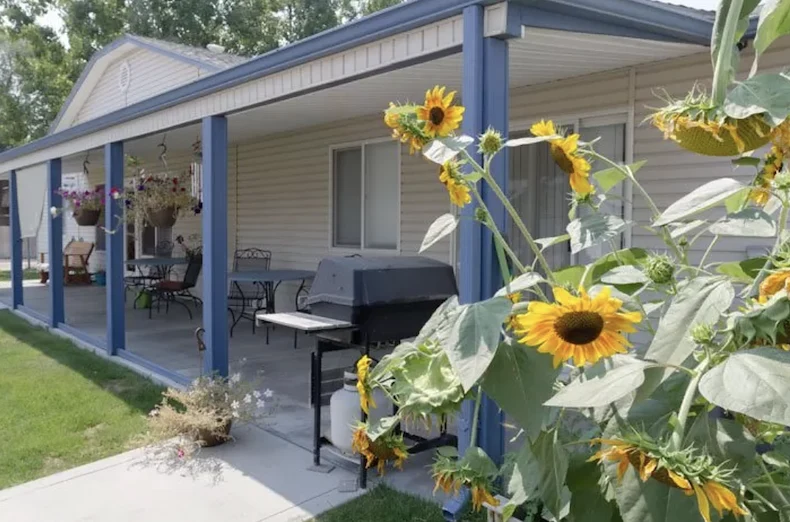 Image of Ashley Manor - Orchard (2)