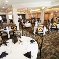 Simpsonville senior housing dining room