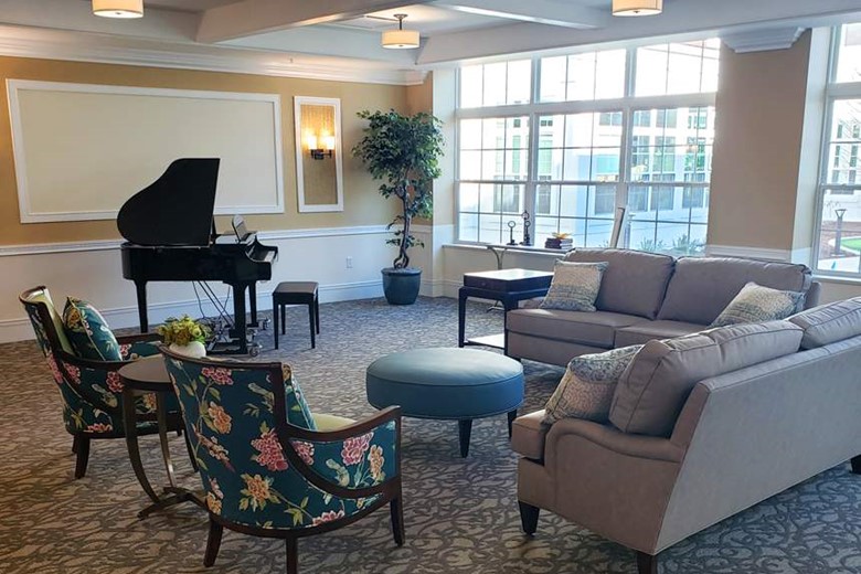 Image of Silverado North Shore Memory Care Community (3)
