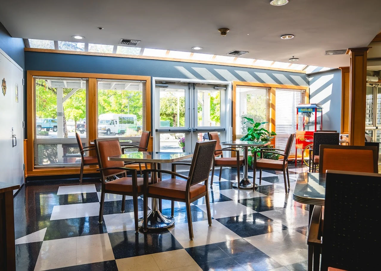 Image of Hillside Assisted Living (3)