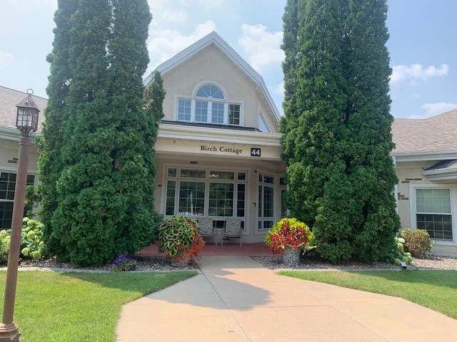 Image of Peabody Manor (3)