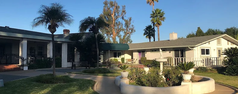 Image of Crest View Manor (3)