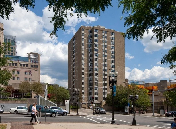 Image of Quincy Tower (1)