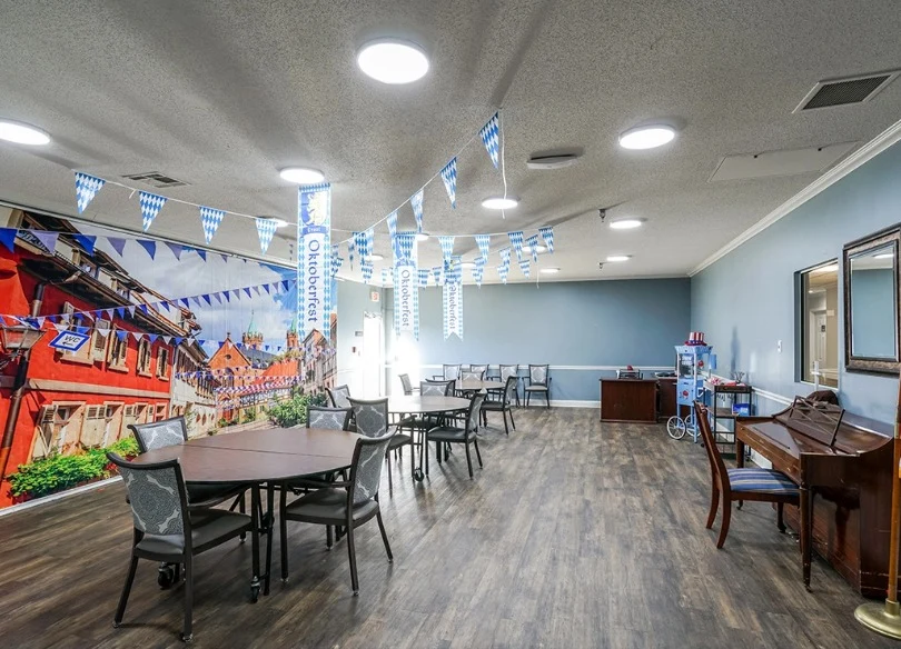 Image of Rolling Meadows Place (6)