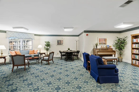 Image of Kentlands Manor (62+) (10)