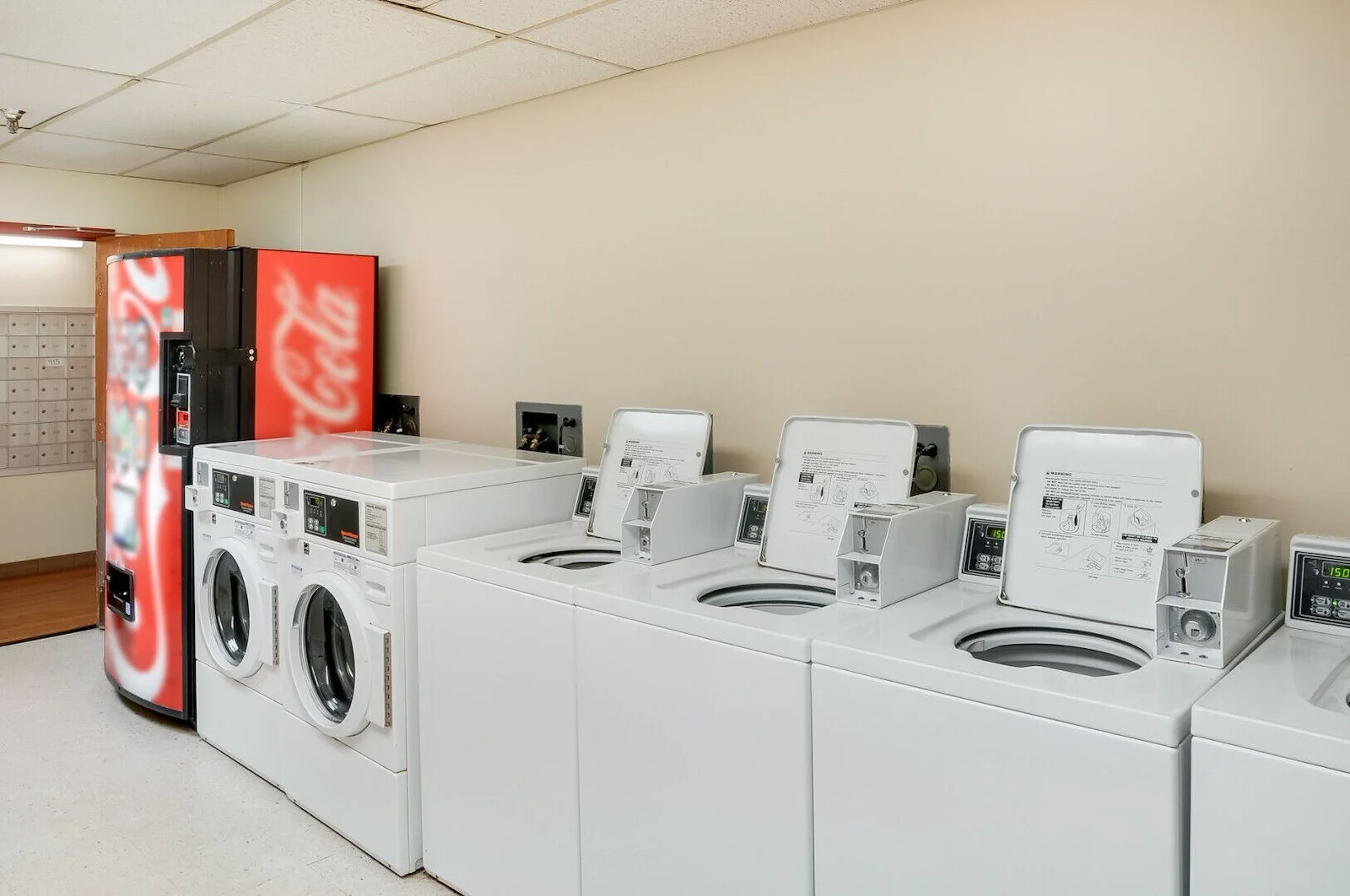 Image of Elizabeth Court Apartments (6)