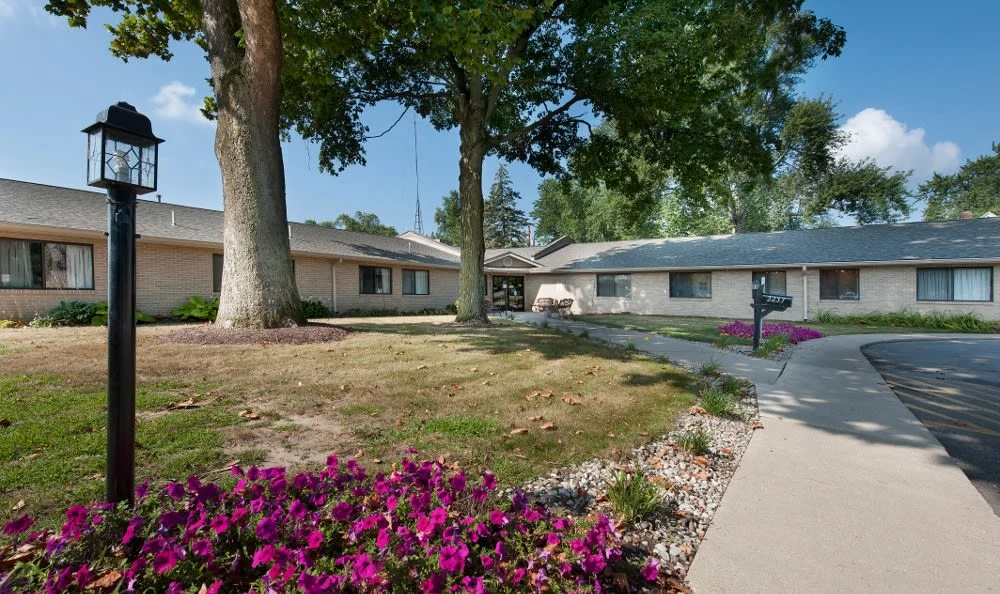 Image of Englewood Health & Rehabilitation (2)