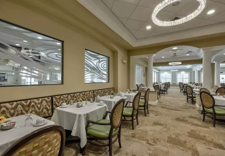 Image of Aston Gardens at Pelican Pointe (6)