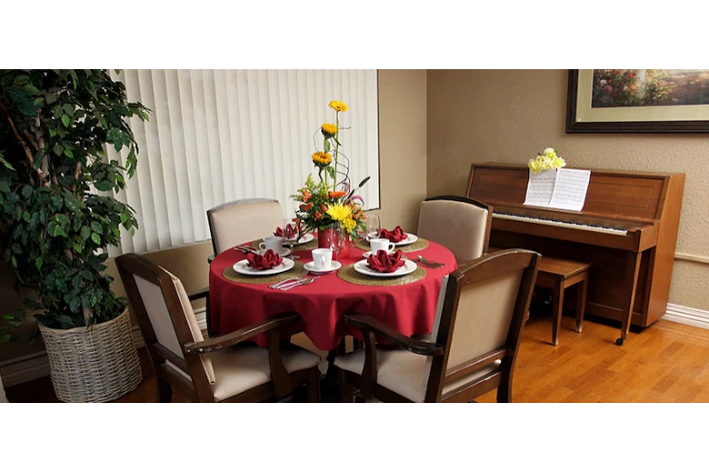 Image of Pine Creek Care Center (4)