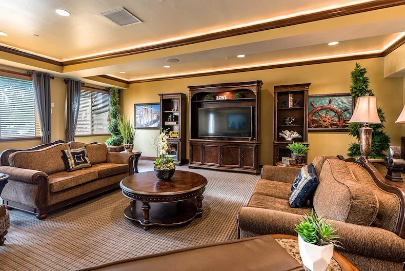 Image of The Vistas at Oxnard Senior Living (6)