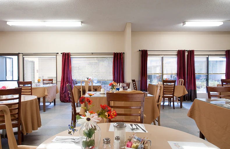 Image of Golden Living of Point Loma (4)