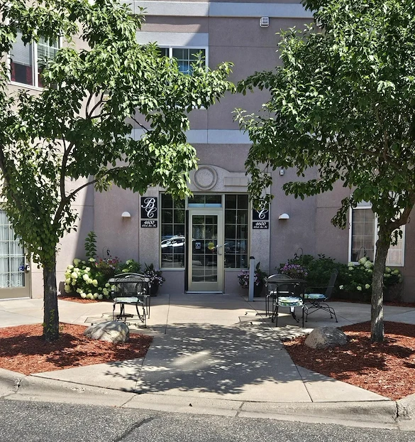 Image of Broadway Court (4)