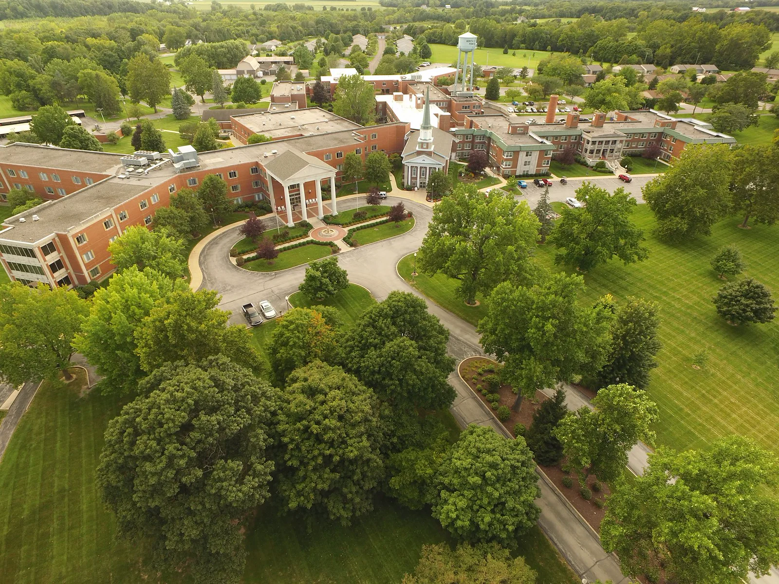 Image of Heritage Pointe of Warren Senior Living (1)