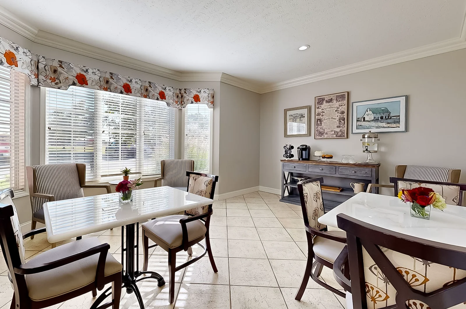 Image of Green Tree (3)