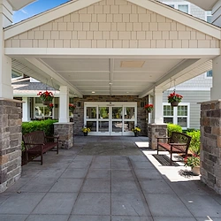 Magnolia Heights Gracious Retirement Living Hawthorn Senior Independent Living in Franklin, Massachusetts front exterior