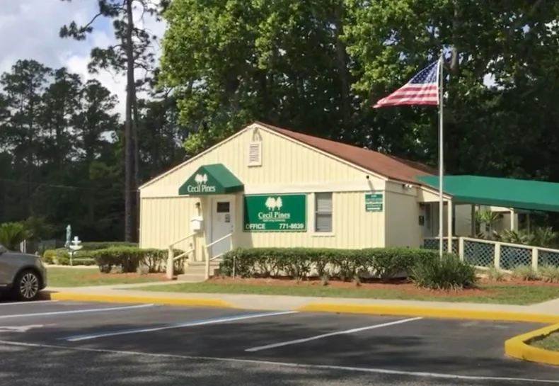 Image of Cecil Pines (1)