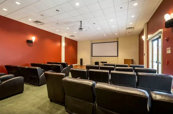 Image of King's Reserve Suwanee (8)