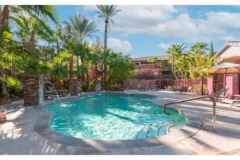 Image of Carefree Senior Living at The Willows (10)