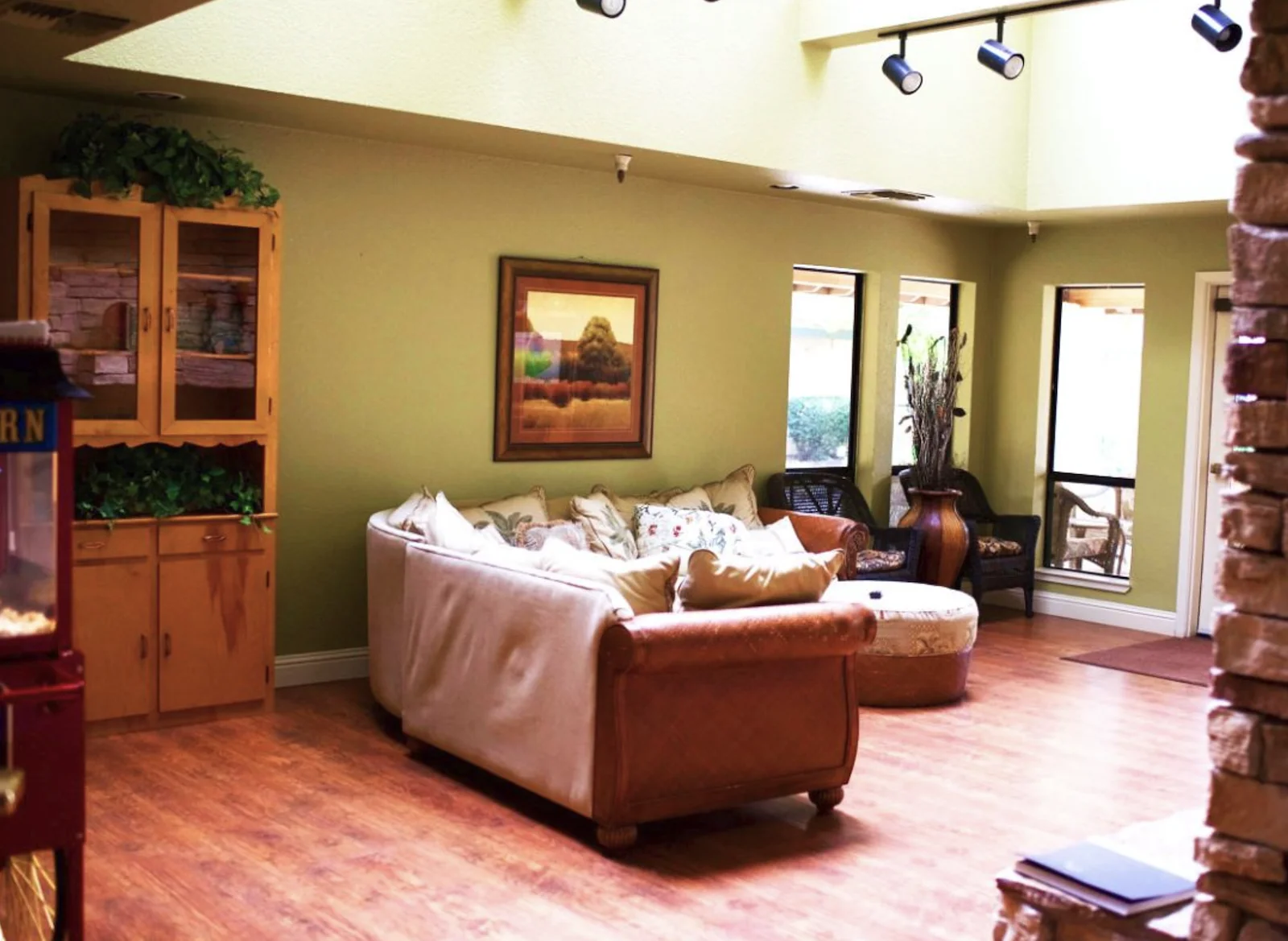 Image of Woodland Gardens Senior Living (2)
