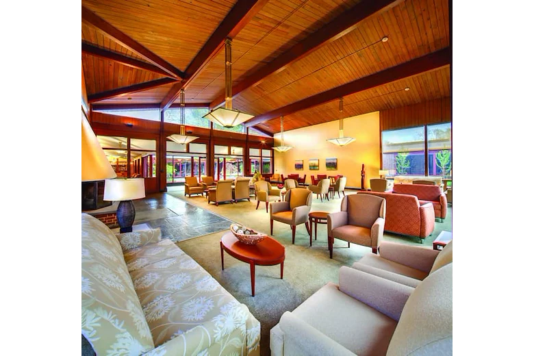 Image of Meadow Lakes Health Center (9)