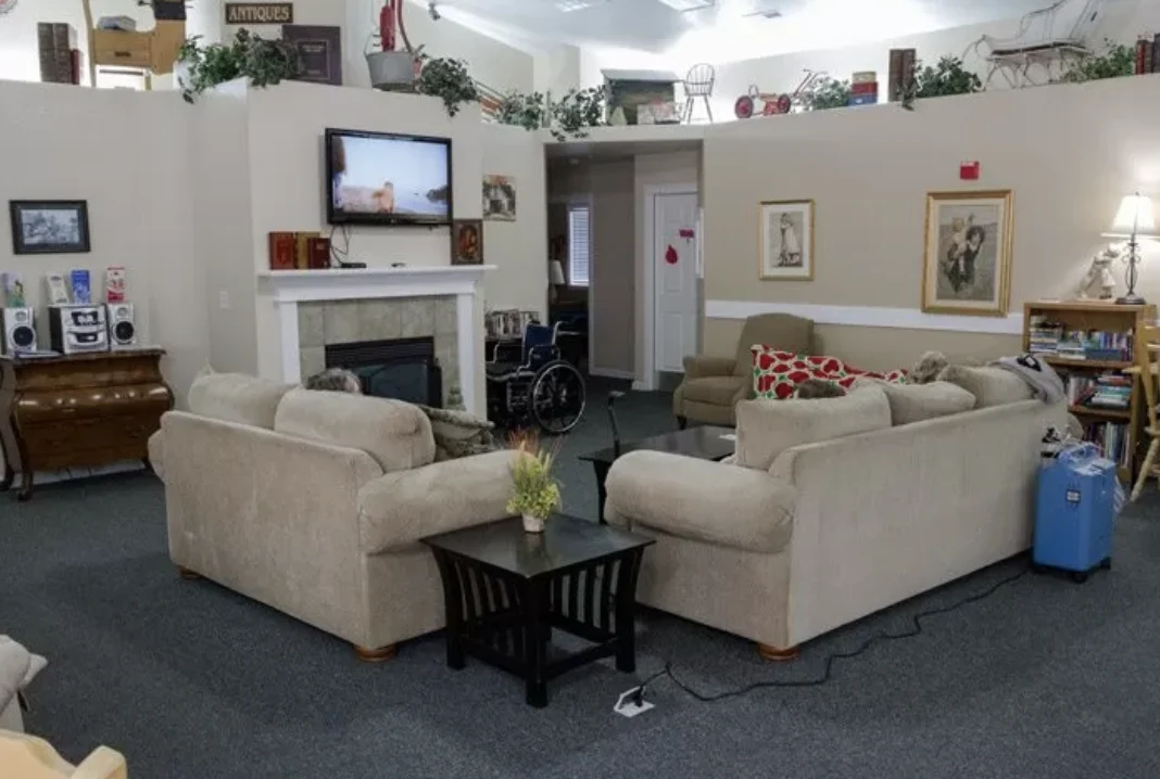 Image of Ashley Manor - Eagle 1 (4)