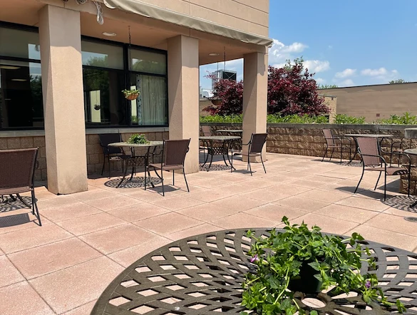 Image of UHS Senior Living at Ideal (10)