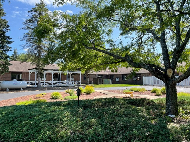 Image of Suring Health and Rehabilitation Center (1)