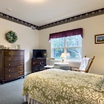 Image of Peregrine Senior Living at Clifton Park (5)