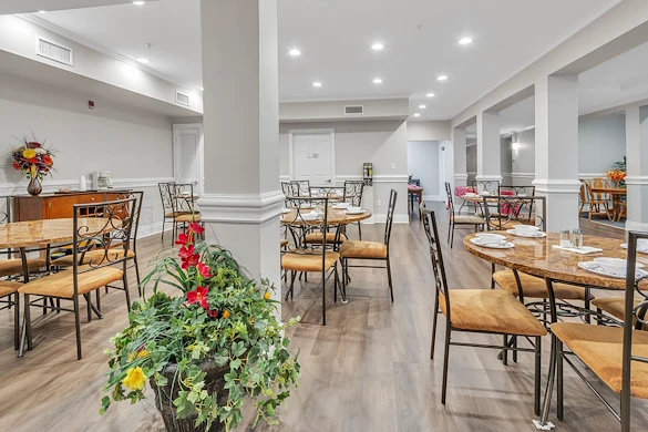 Image of Lake Jackson Manor (5)