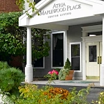 Image of Holiday Maplewood Place (1)