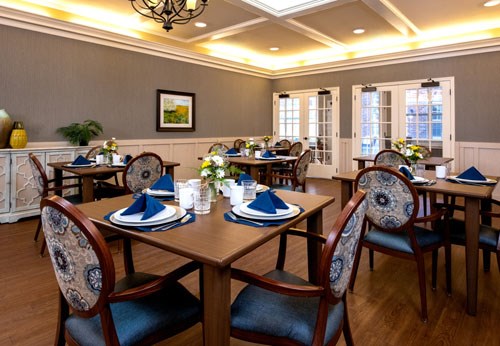 Image of Silverado Lee’s Summit Memory Care Community (4)