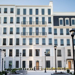 Corso Atlanta senior living community offering independent living, assisted living, memory care, and respite care in Atlanta, GA, front exterior