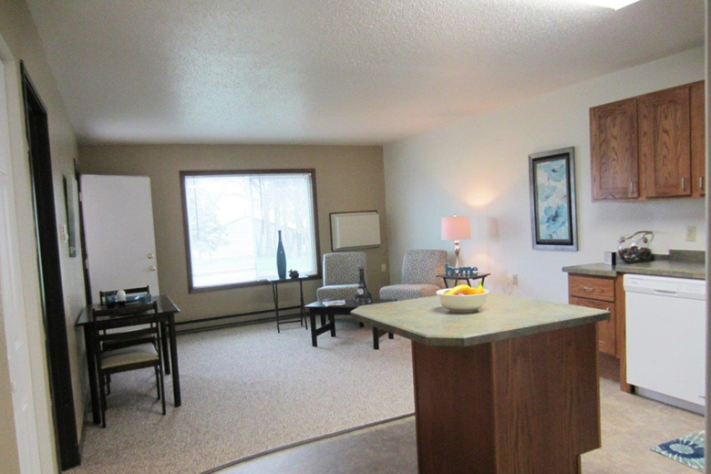 Image of Arrowhead Apartments (3)