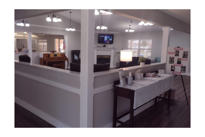 Image of Pine Lodge (3)