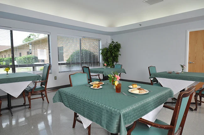 Image of Memorial Woodland Village Nursing Center (3)