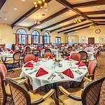 Covenant Living at Mount Miguel in Spring Valley, CA, dining room