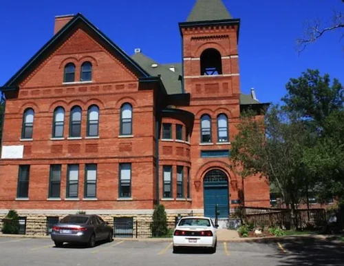 Image of Ahva Living of East Dubuque (1)