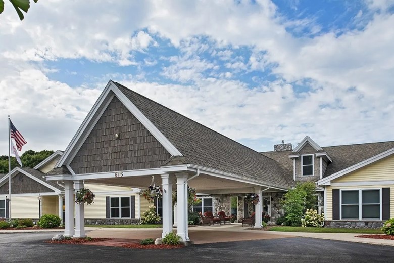 Image of American House Charlevoix Senior Living (1)